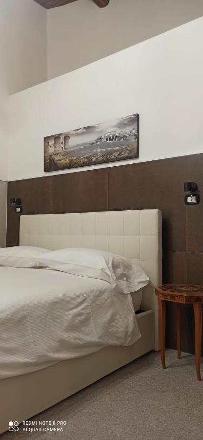 La Suite Del Centro Storico Naples Extérieur photo