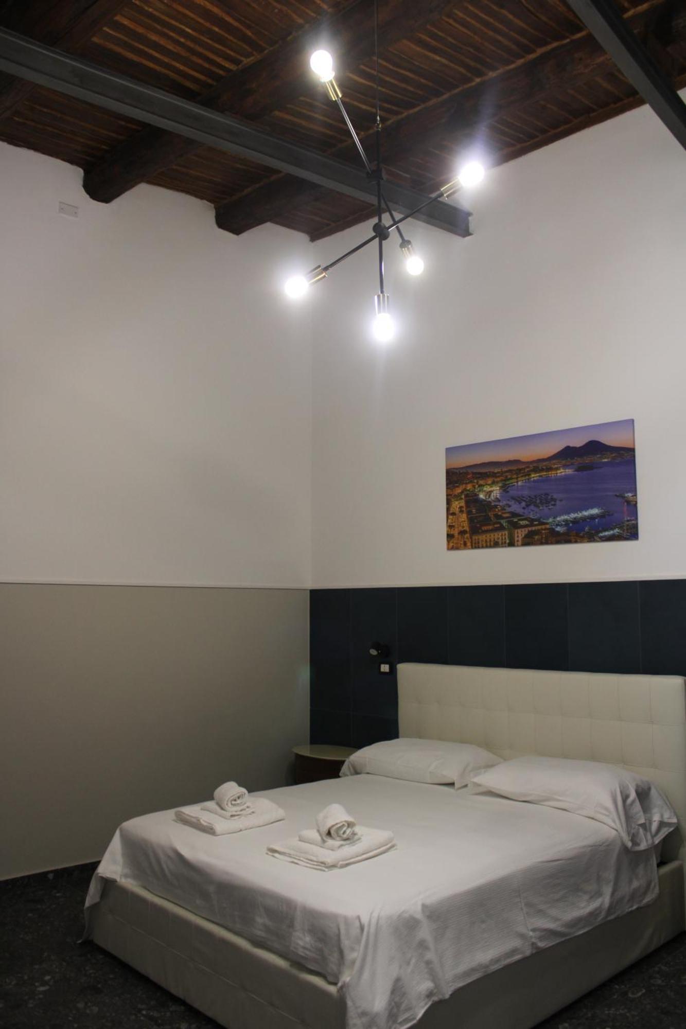 La Suite Del Centro Storico Naples Extérieur photo