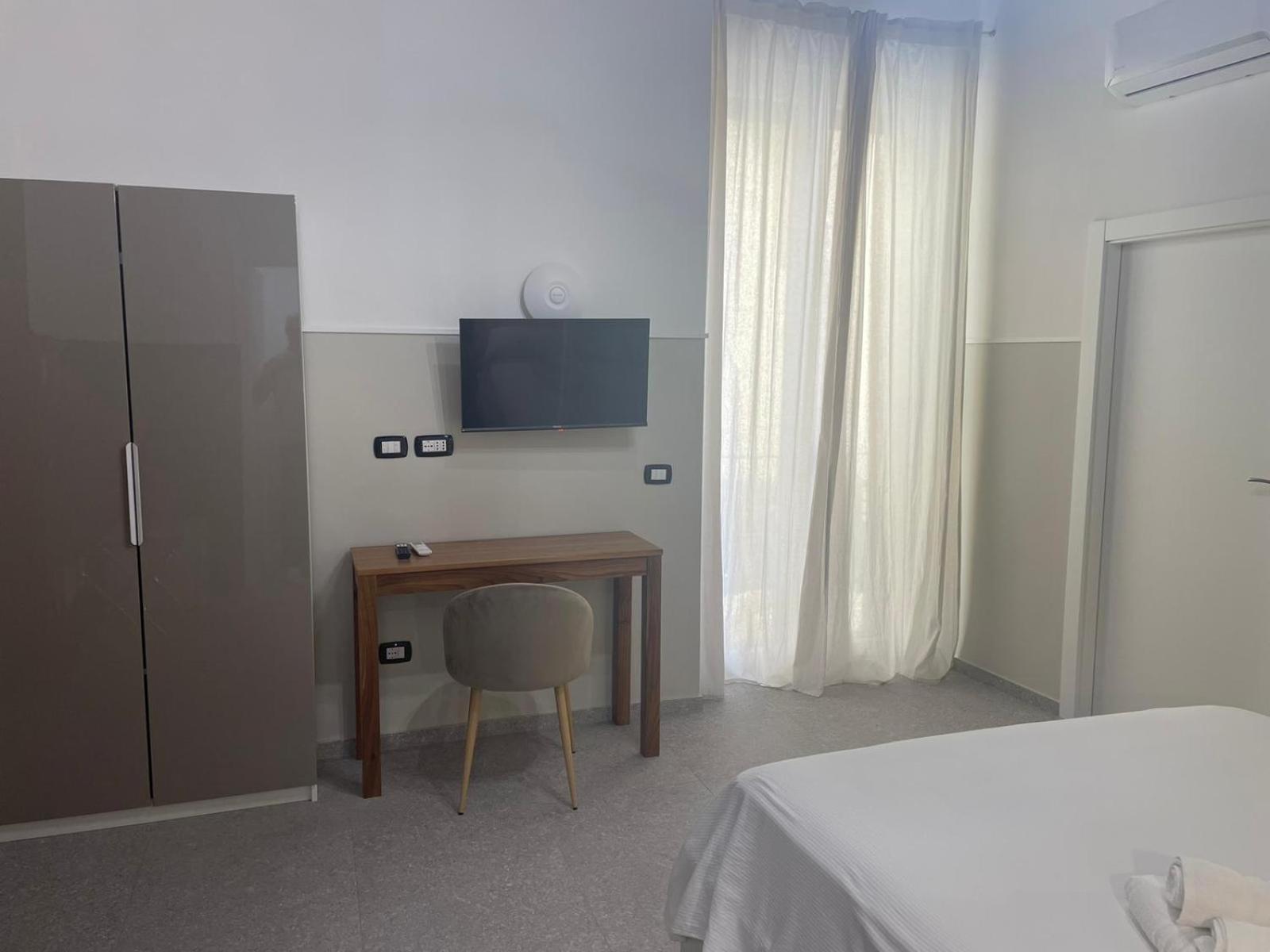 La Suite Del Centro Storico Naples Extérieur photo